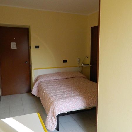 Albergo Michieletto Valmorea Buitenkant foto
