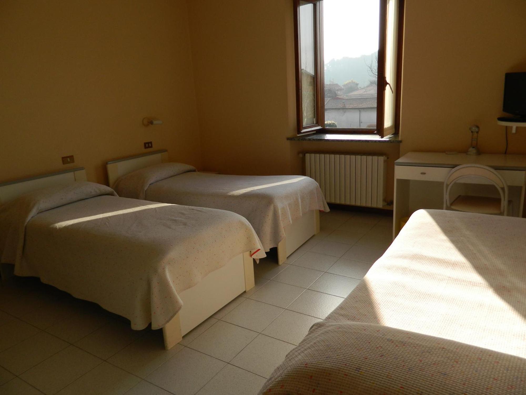 Albergo Michieletto Valmorea Buitenkant foto