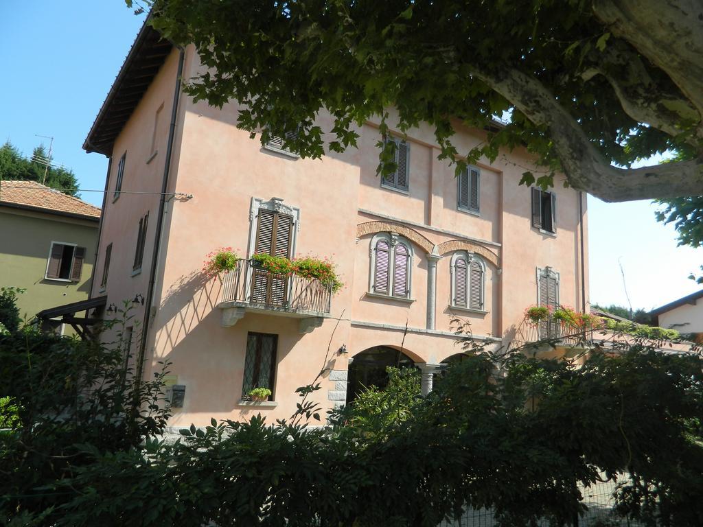Albergo Michieletto Valmorea Buitenkant foto