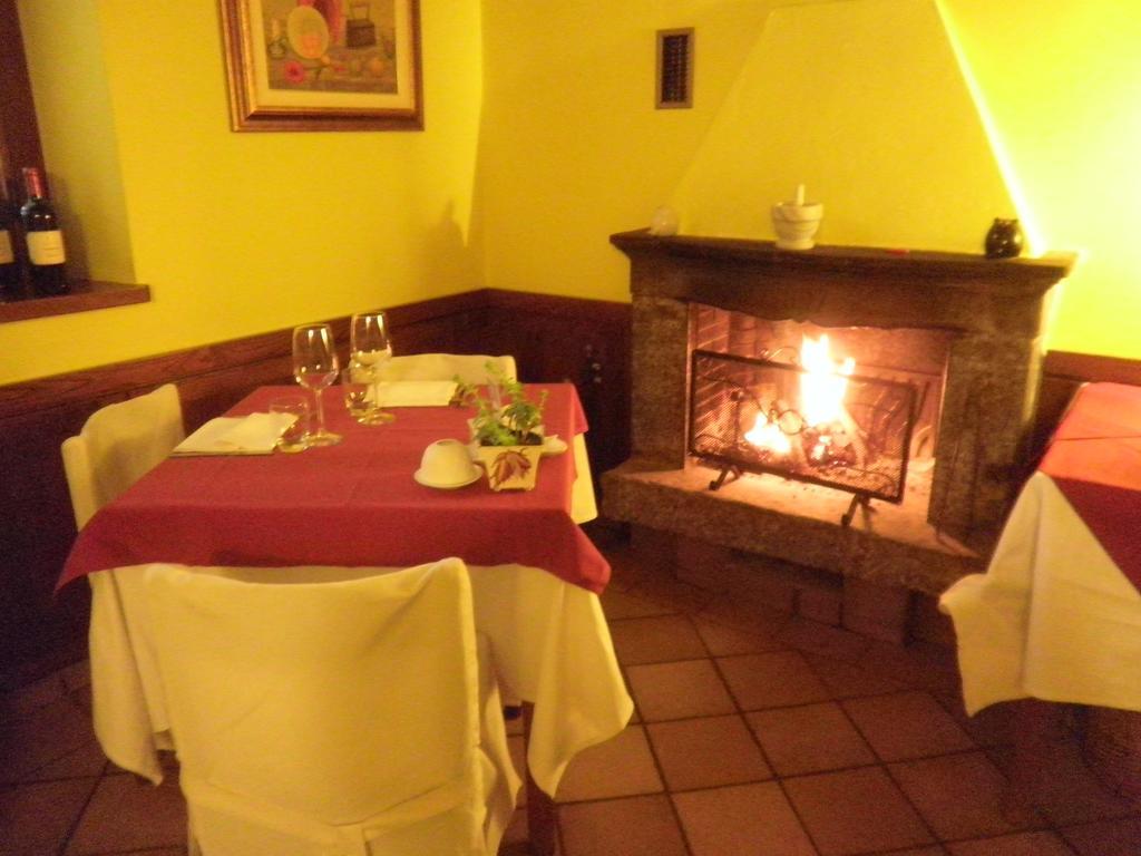 Albergo Michieletto Valmorea Buitenkant foto