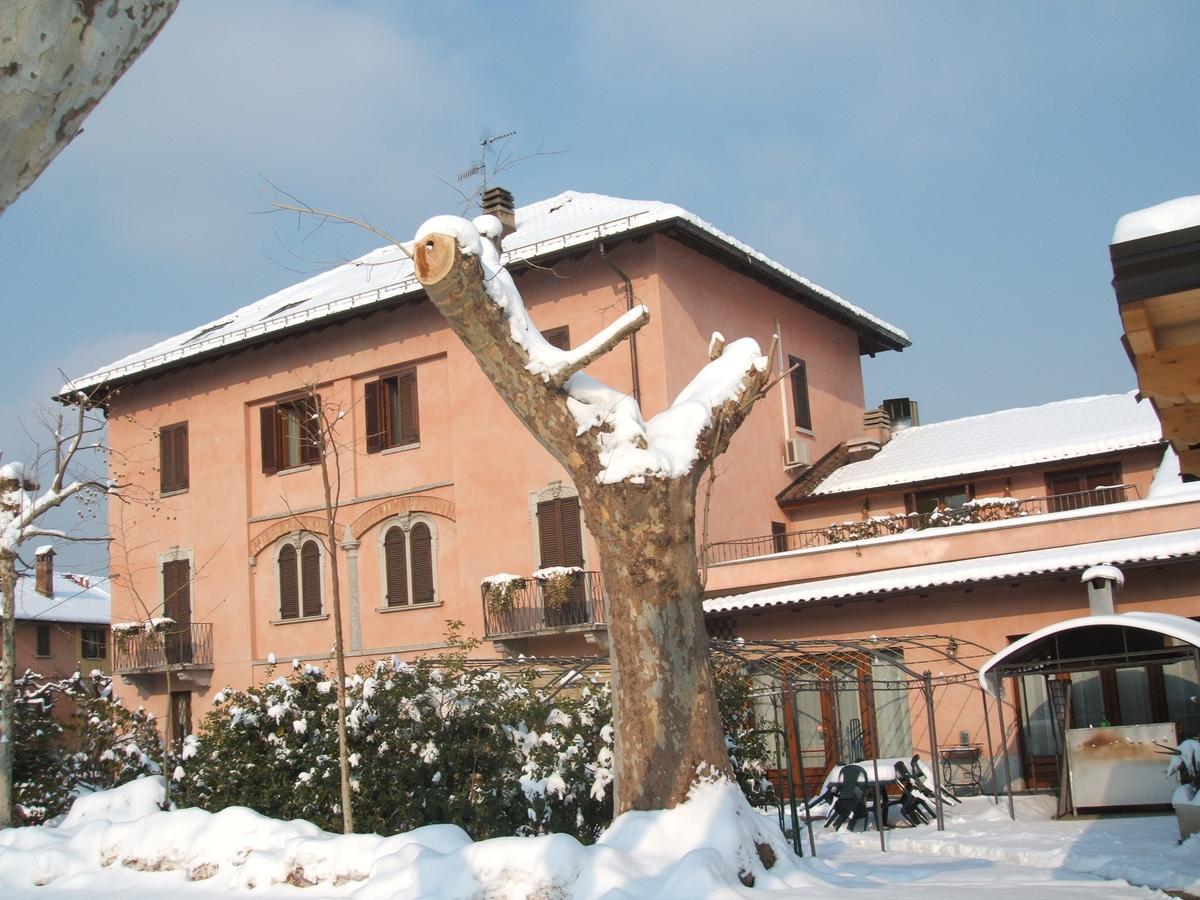 Albergo Michieletto Valmorea Buitenkant foto